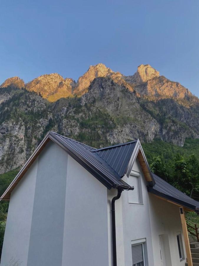 Guesthouse Gezim Selimaj Valbone Exterior foto